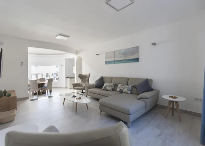 Вилла Aphrodite And Apollo 4 Bedroom Пуэрто дель Кармен